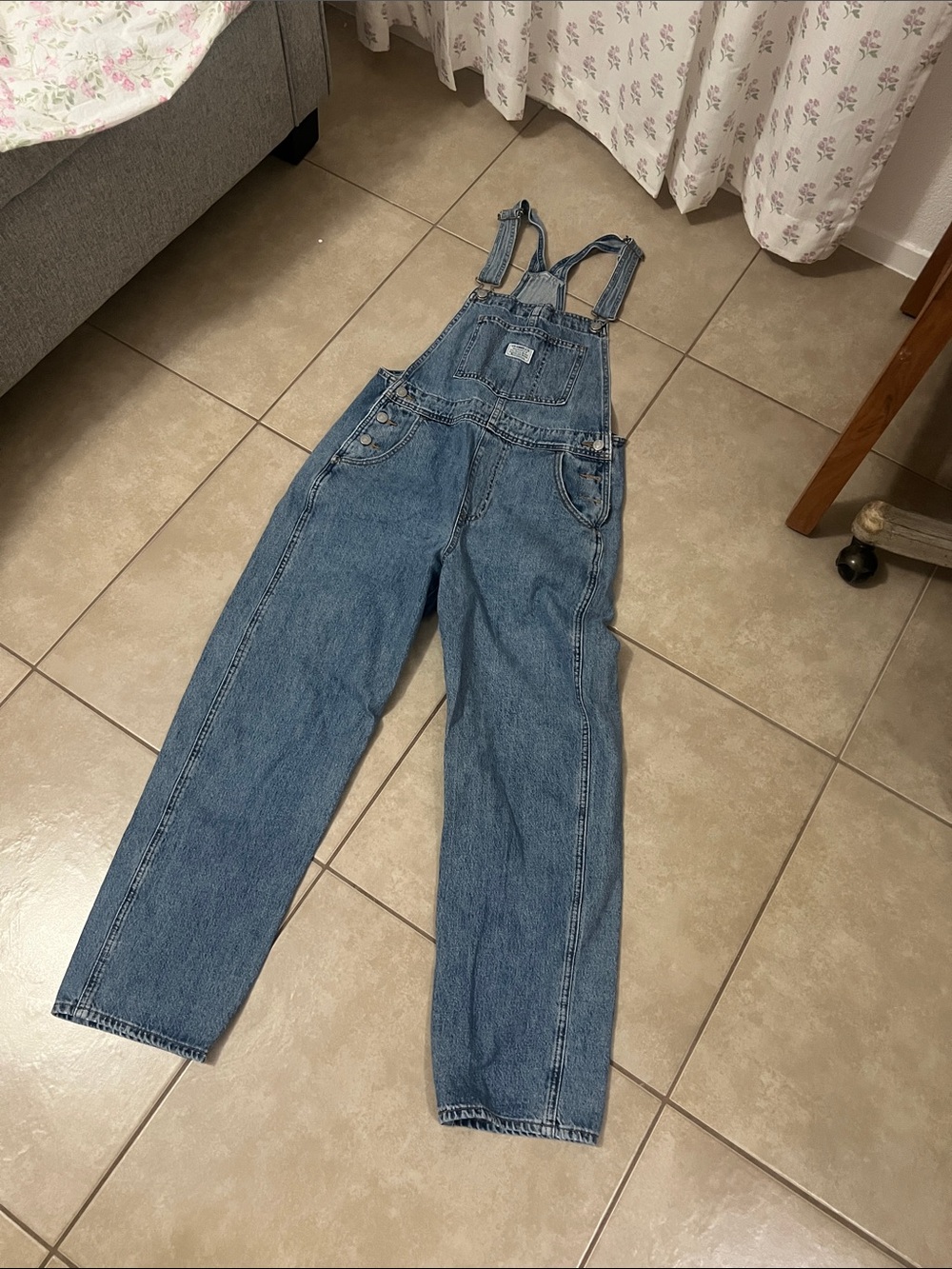 Levi’s Overalls size Small
